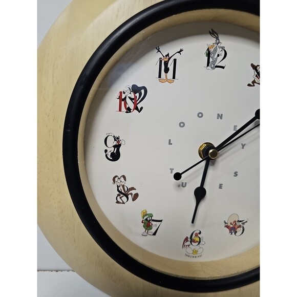 Rare Looney Tunes Wall Clock Warner Bros. Vintage 1997 Works Perfect - Picture 3 of 7